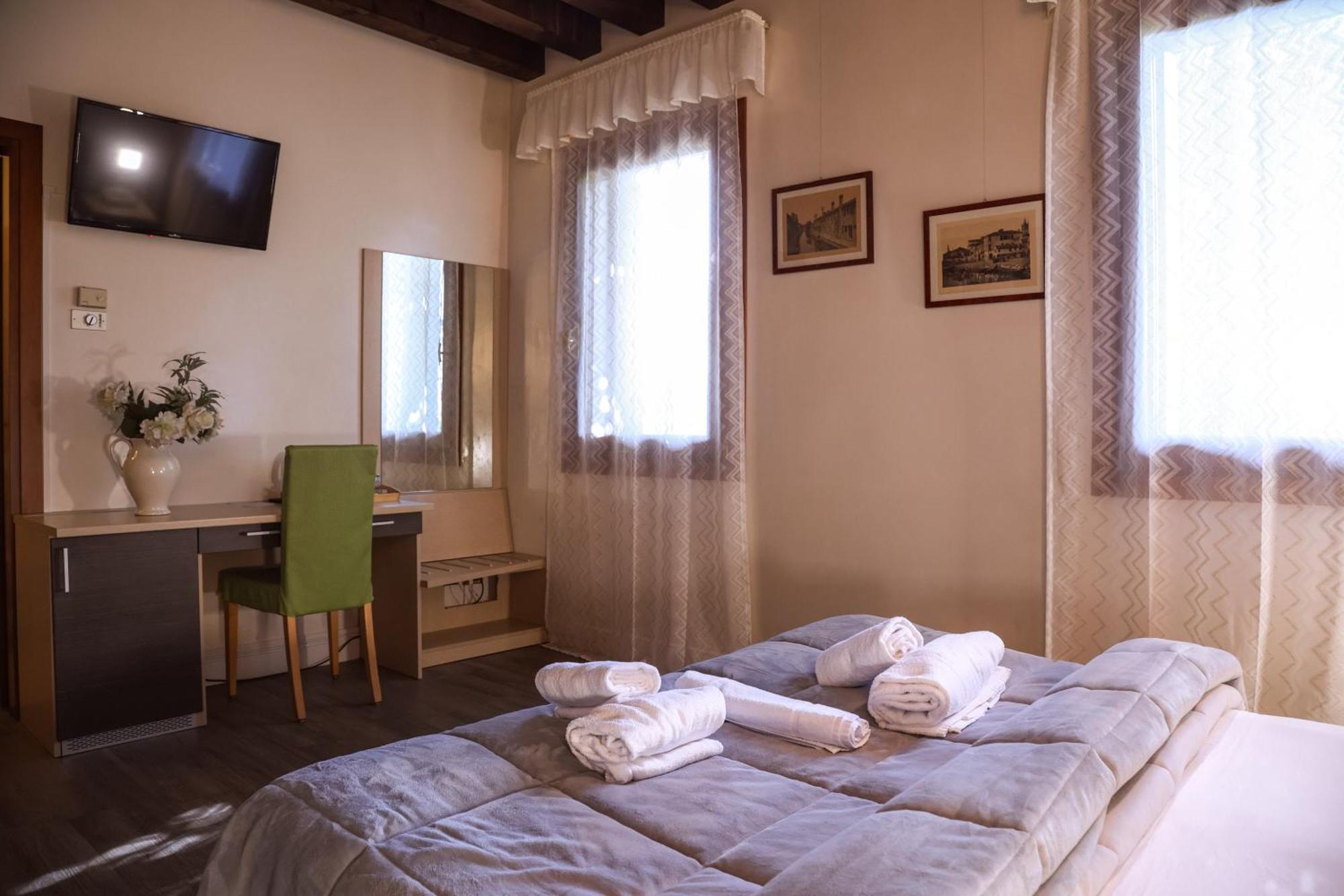 Hotel Villa Sara Местре Экстерьер фото